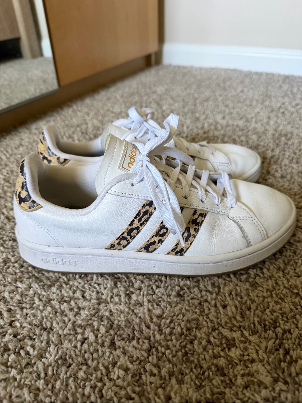 adidas Women's GRAND COURT FW9779 Tennis Shoe